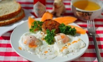 Как приготовить яйца пашот в домашних условиях